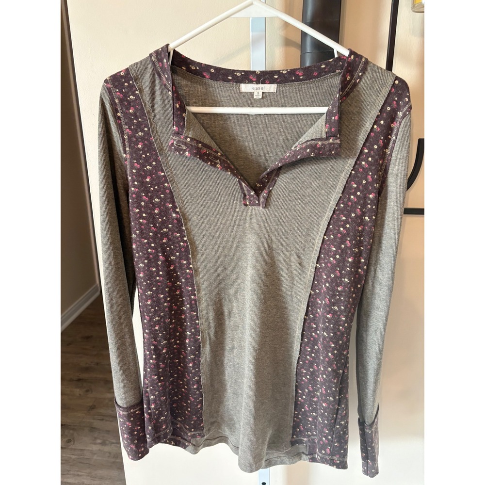 Easel Womens Floral Mixed Media Thermal Top Olive Green Long Sleeve Henley Small